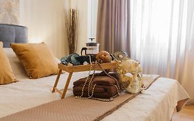 Lovely Renovated Apartment Walk To Acropolis
