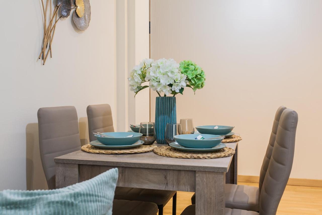 Lovely Renovated Apartment Walk To Acropolis Ateny Zewnętrze zdjęcie